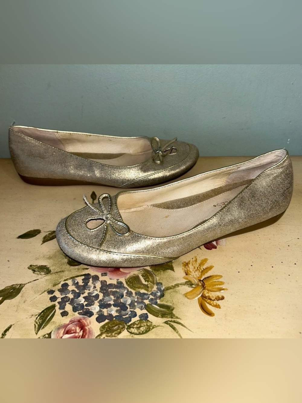 Aerosoles Gold Faux Leather Front Bow Shoes Flats